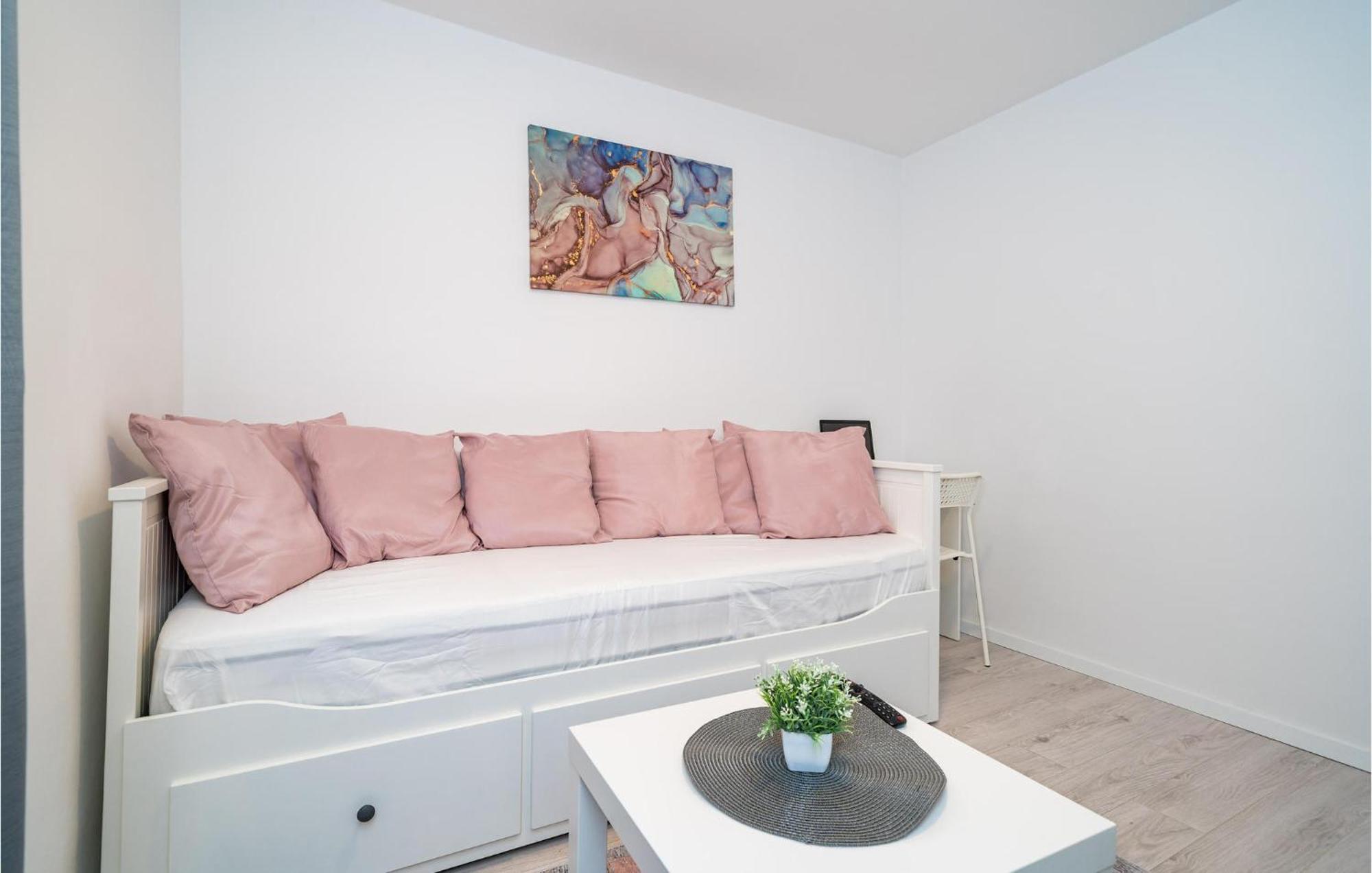 Nice Apartment In Dubrovnik With Kitchen Екстер'єр фото