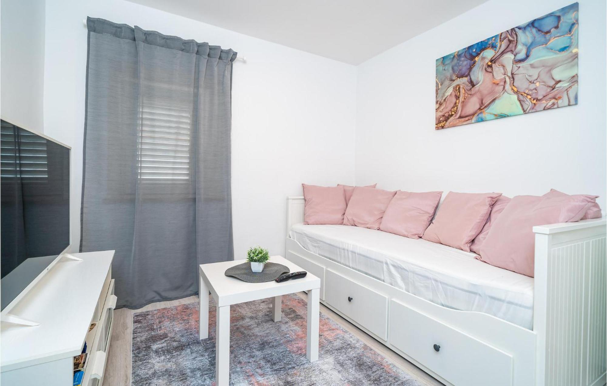 Nice Apartment In Dubrovnik With Kitchen Екстер'єр фото